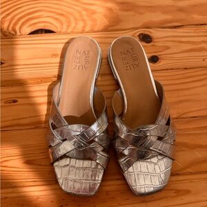 Naturalizer Metallic Silver Slide Sandals 7